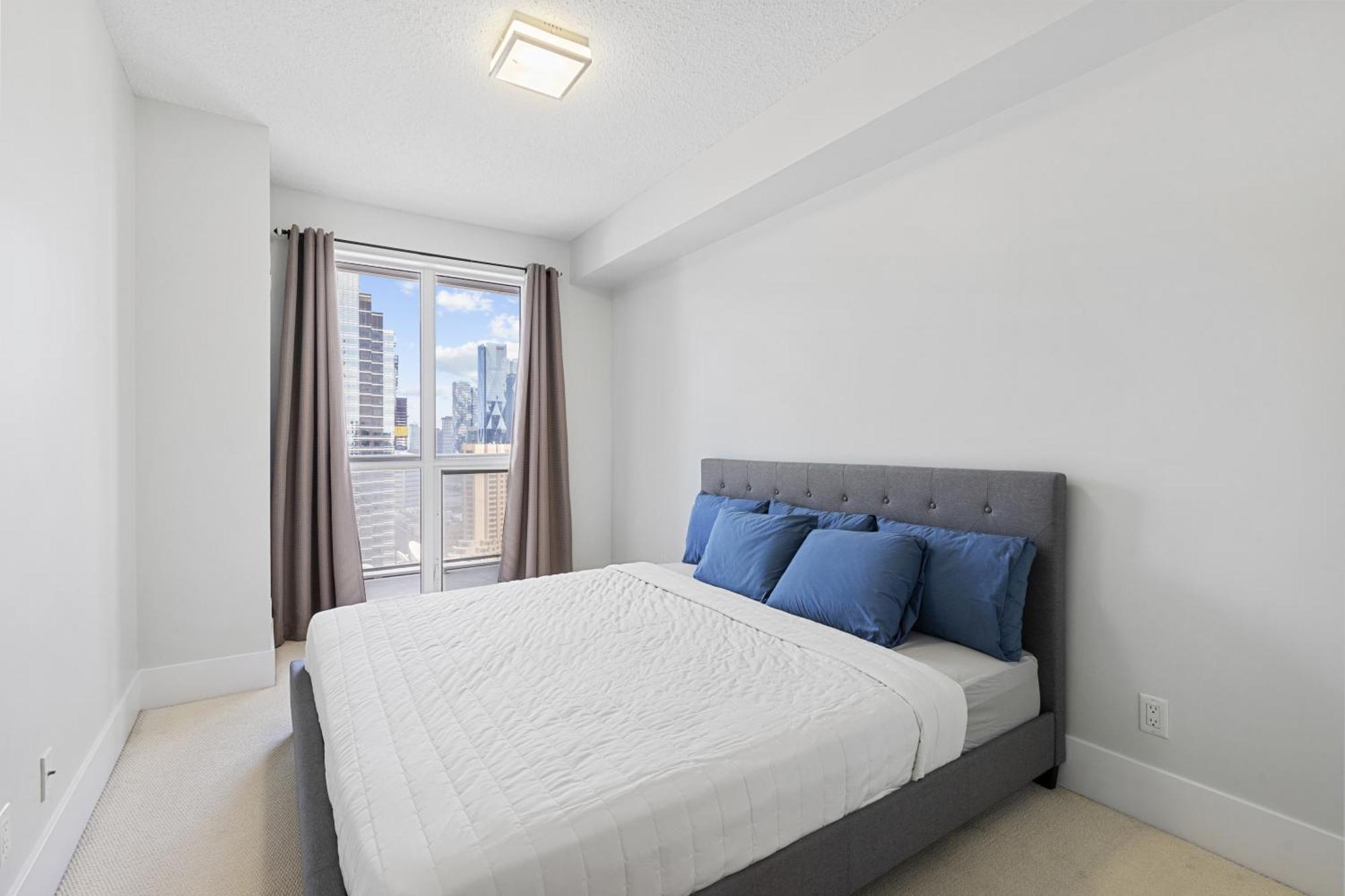 טורונטו 2Bedroom Cn Tower And Water Views - Free Parking - Rooftop Pool מראה חיצוני תמונה