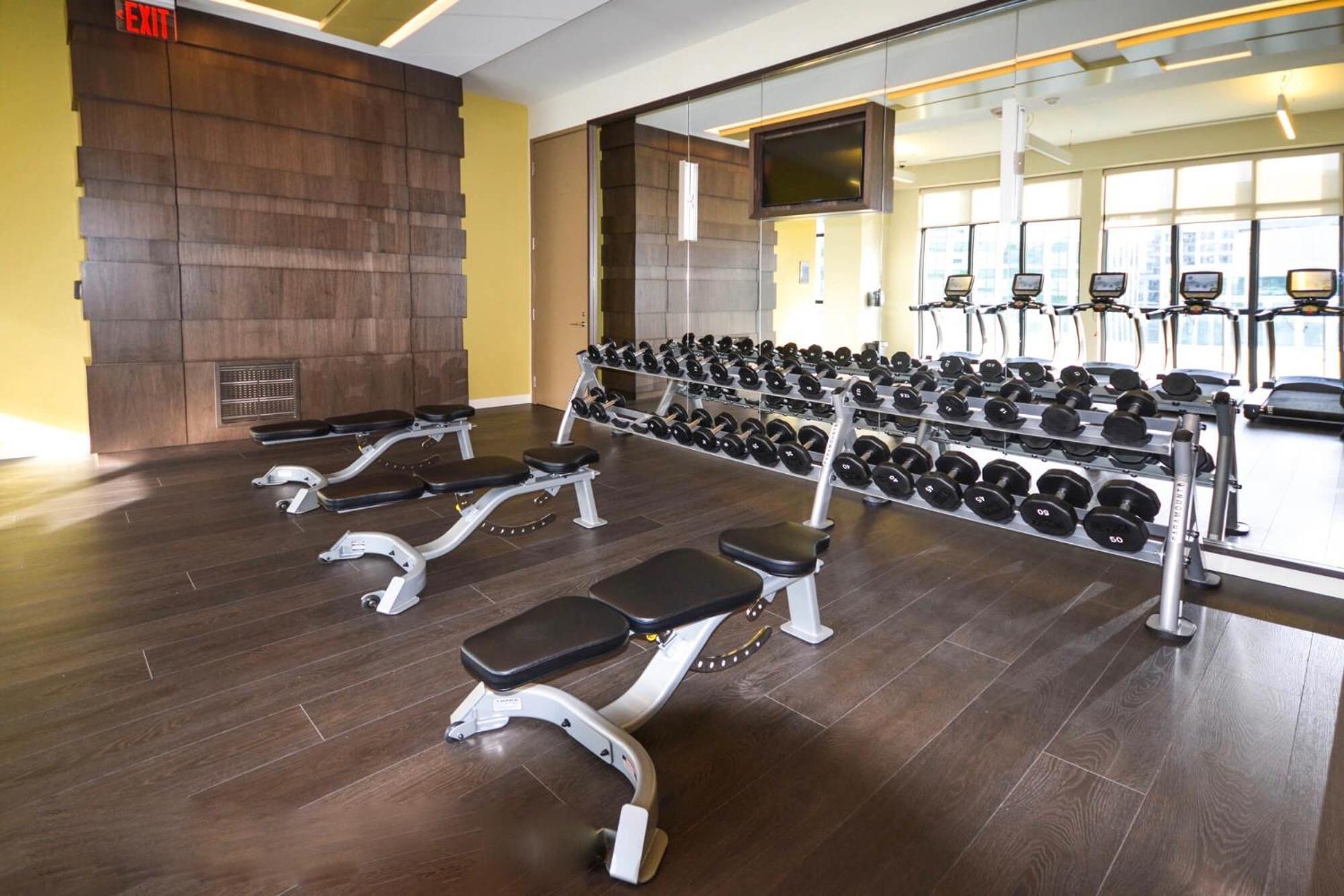 טורונטו 2Bedroom Cn Tower And Water Views - Free Parking - Rooftop Pool מראה חיצוני תמונה