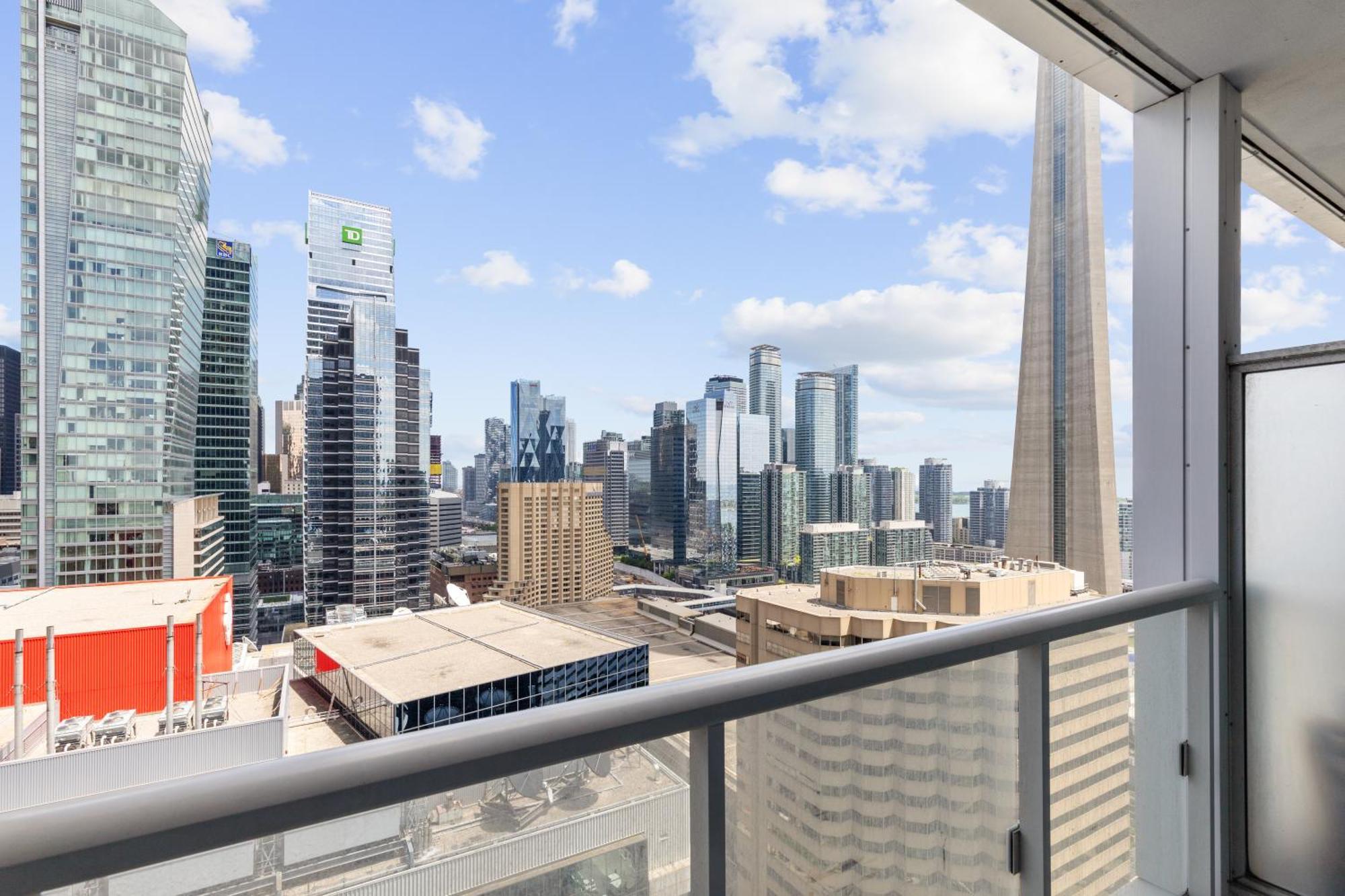טורונטו 2Bedroom Cn Tower And Water Views - Free Parking - Rooftop Pool מראה חיצוני תמונה